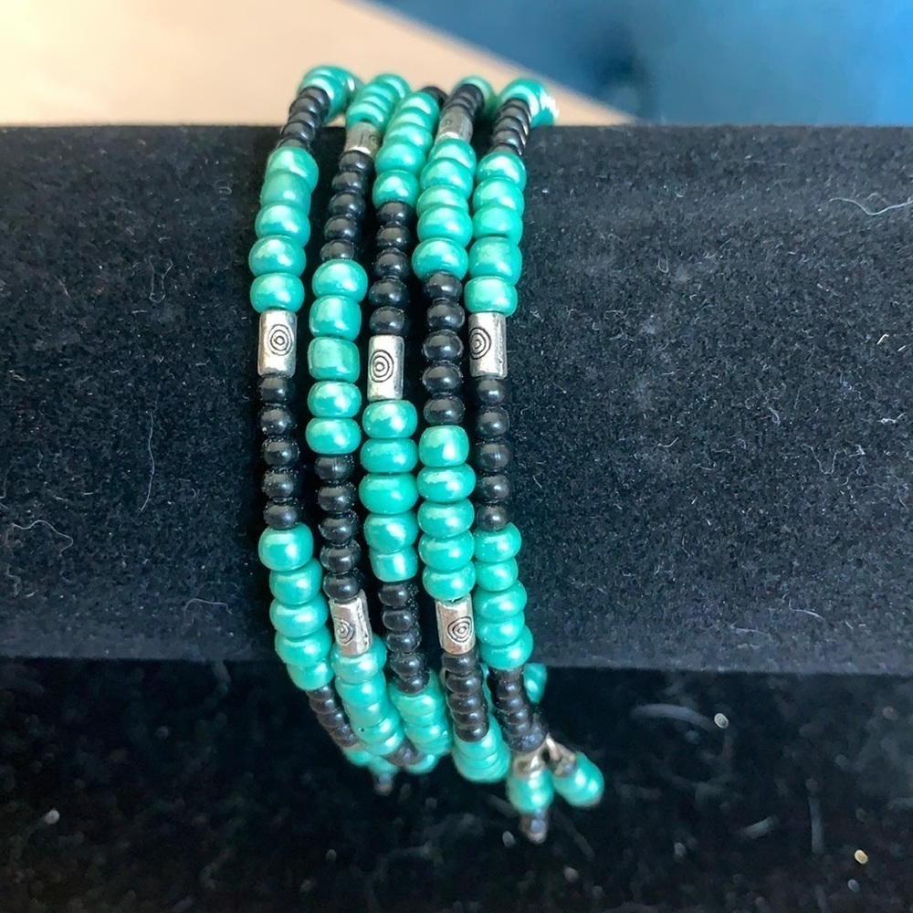 Memory wire Wrap bracelet, standard wrist size